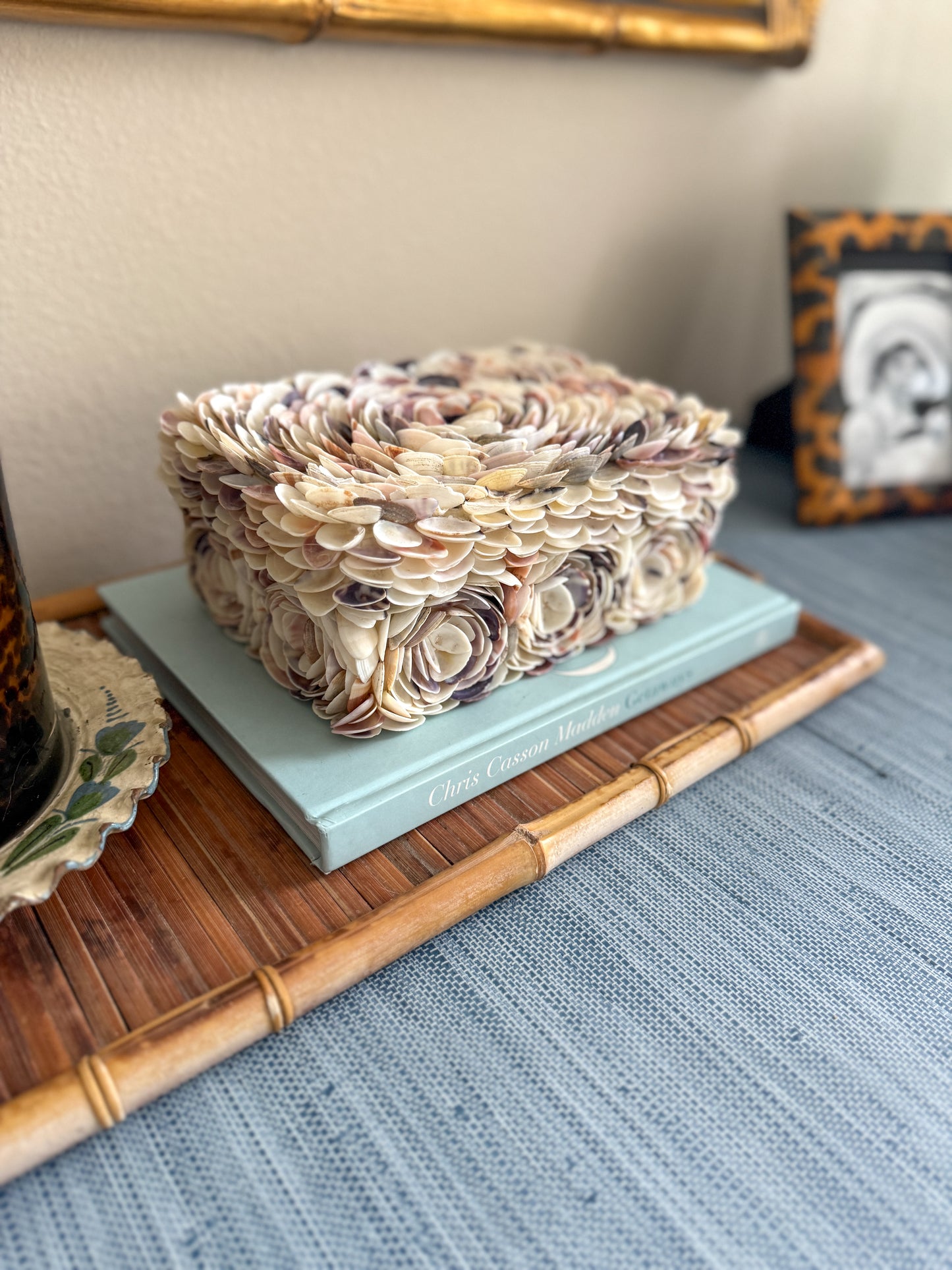 Shell box