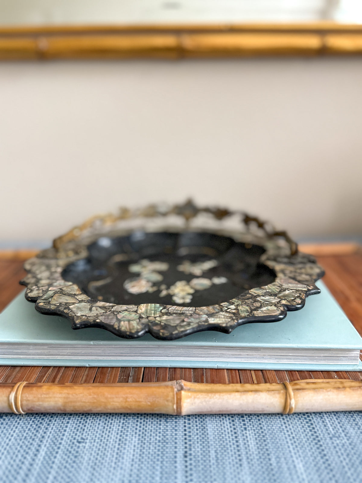 Victorian papier-mâché catchall basket/tray
