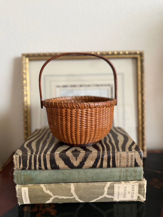 Vintage Nantucket basket