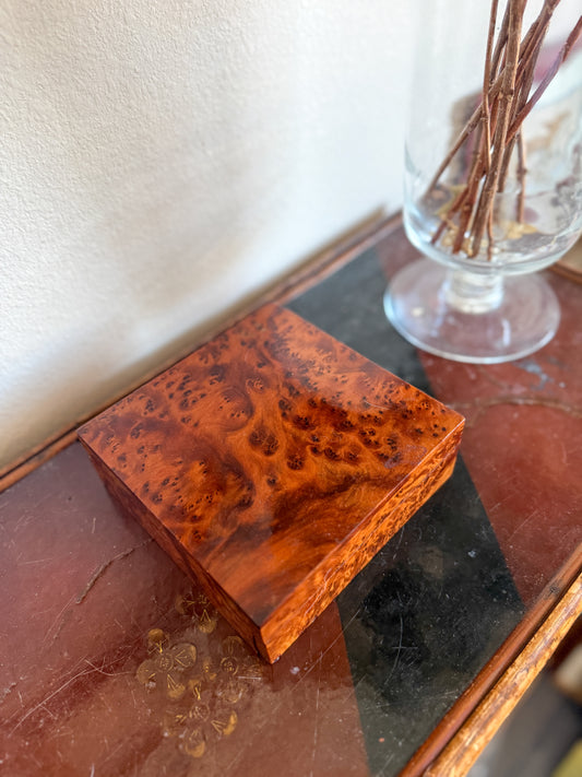 Vintage thuya wood box