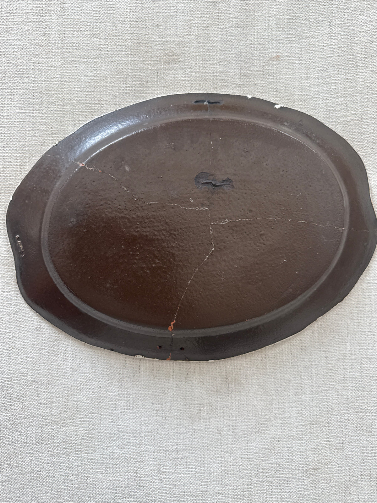 18th c French Faïence “Cul Noir” platter