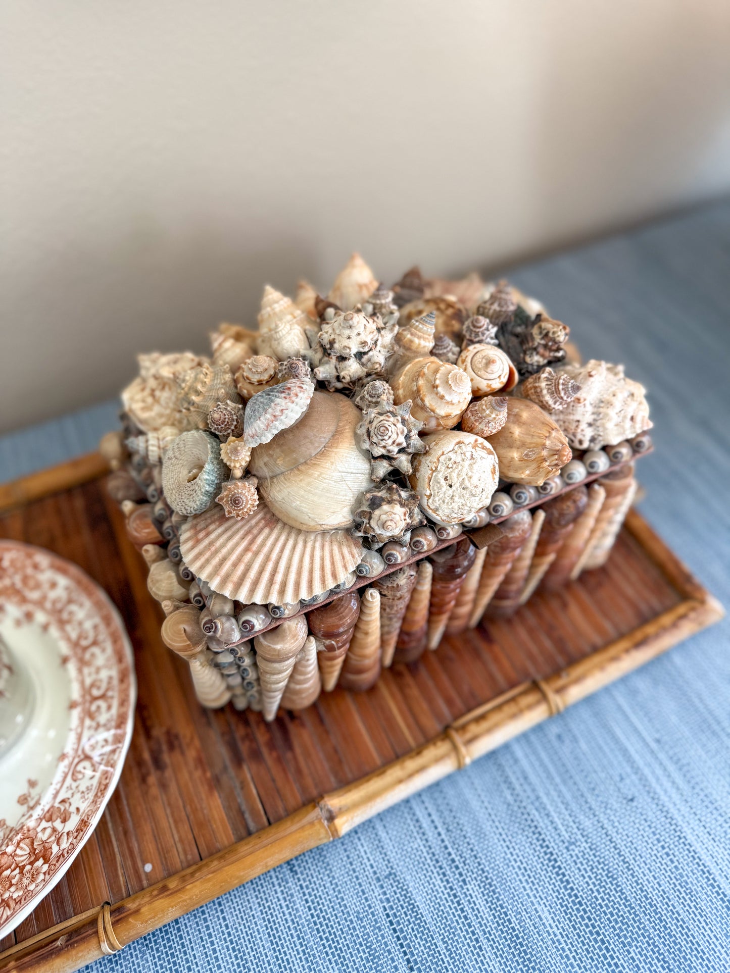 Shell box