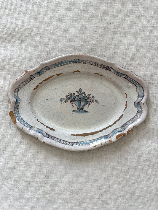 18th c French Faïence “Cul Noir” Dish