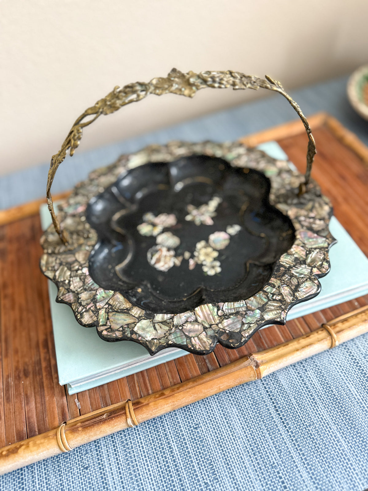 Victorian papier-mâché catchall basket/tray